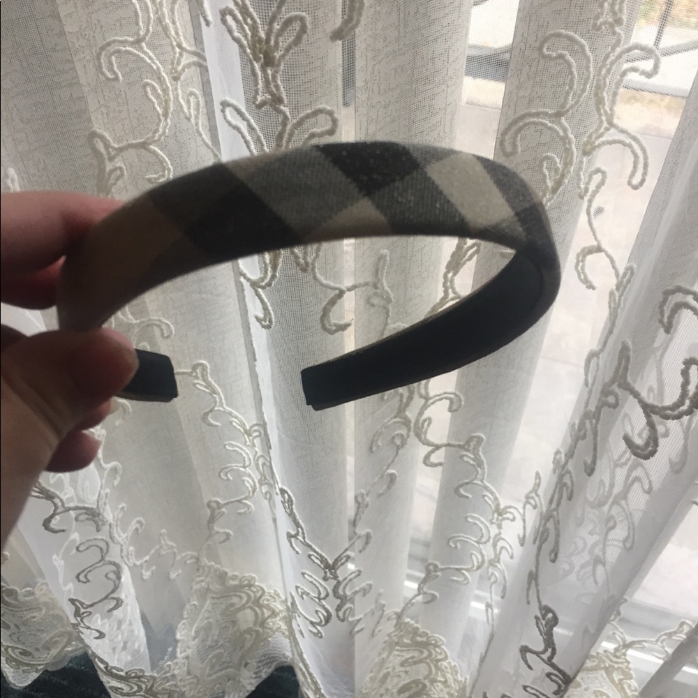 Burberry headband